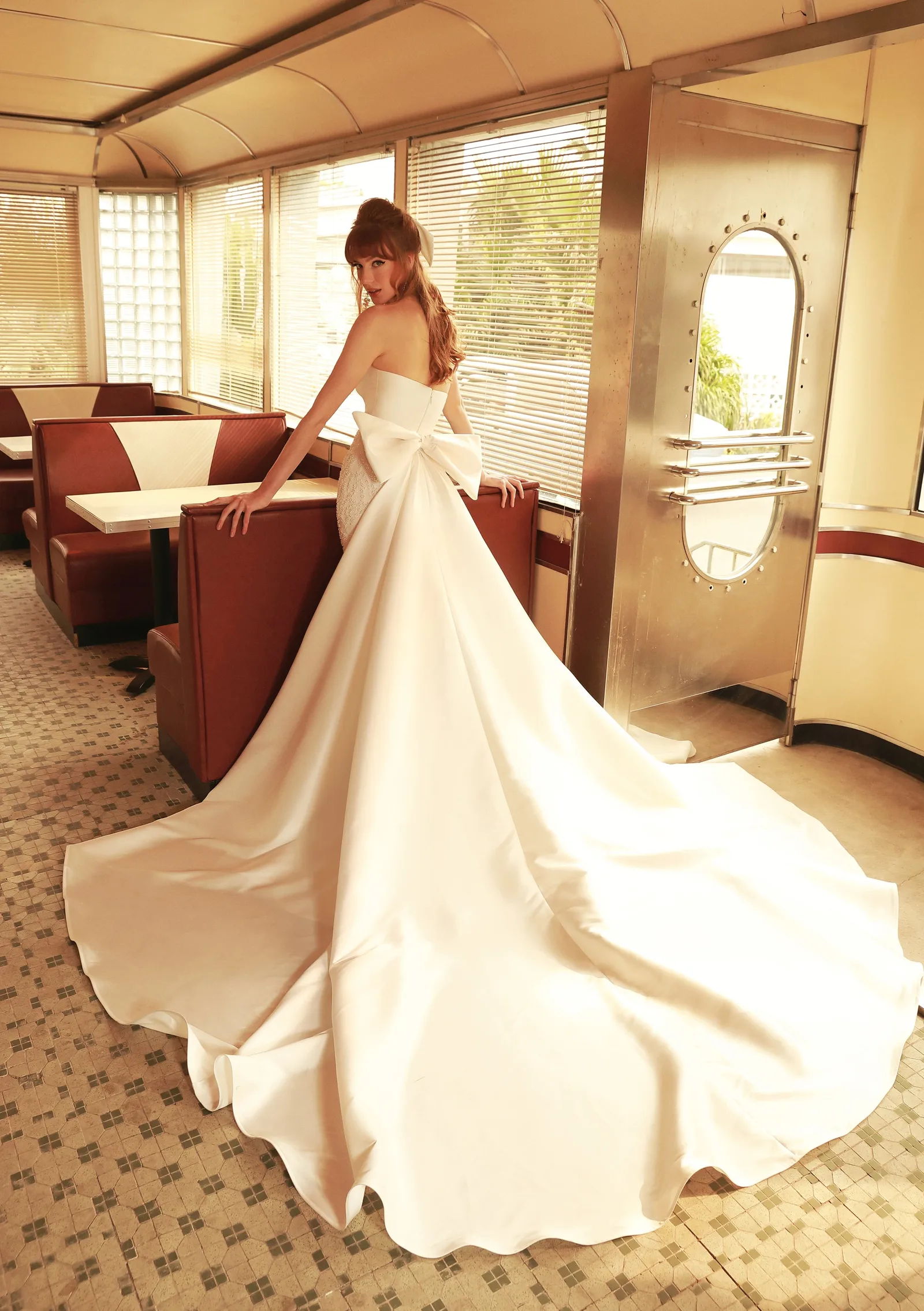 Etta Bow Train by Dany Tabet, photo 1