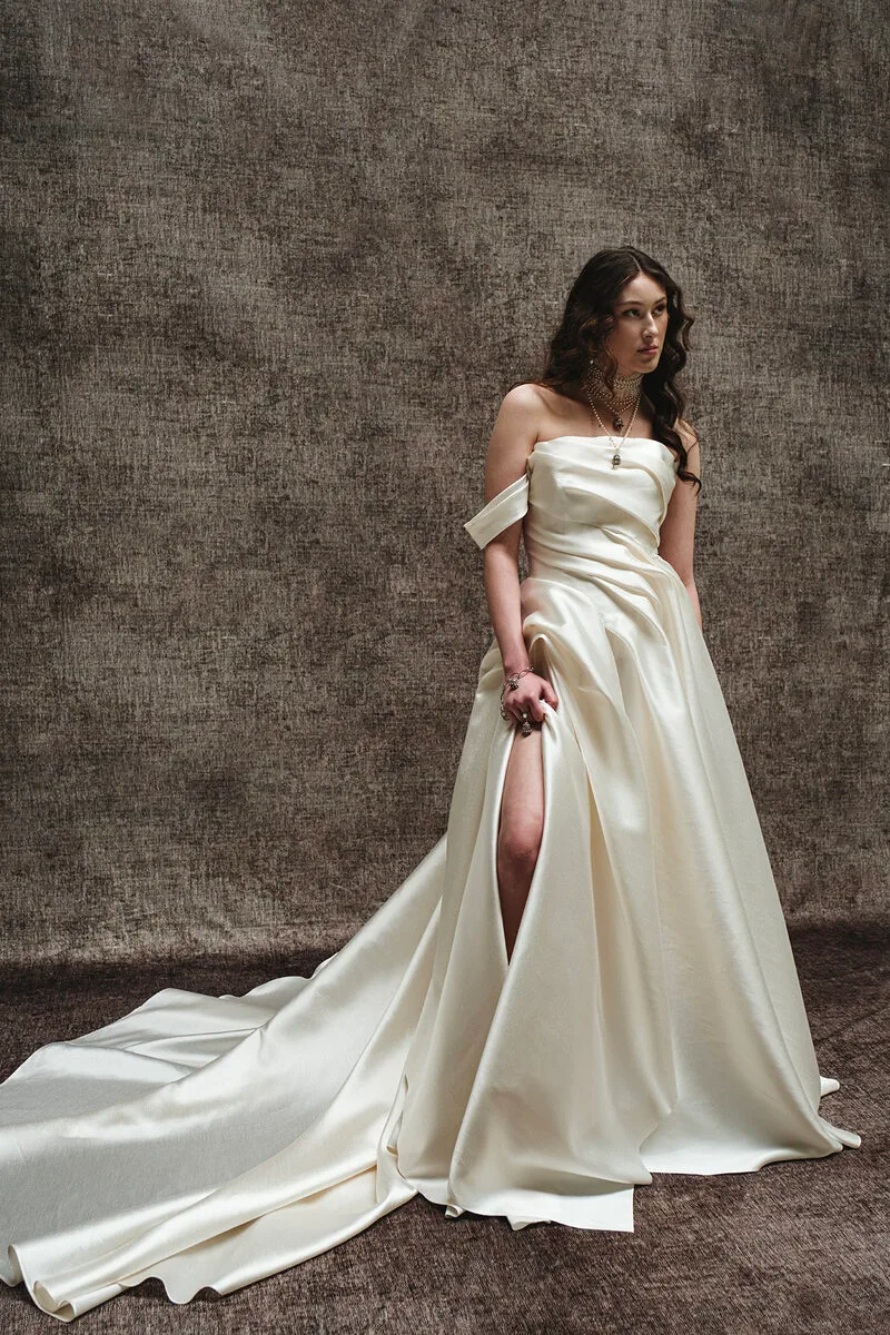 Avilia by Saint Bridal