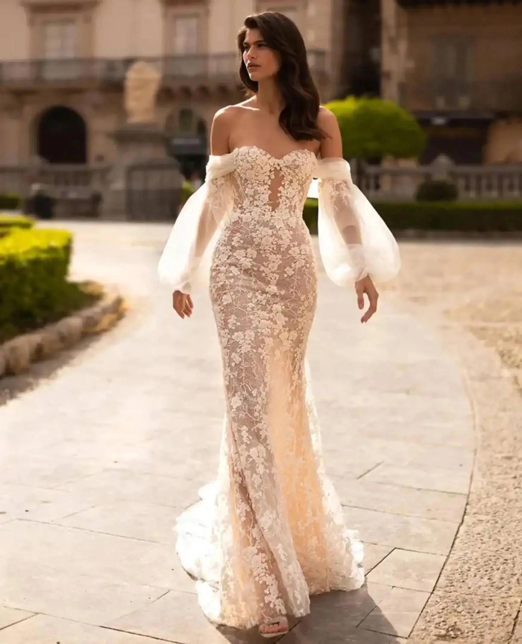 Sun-Kissed Elegance: Choosing the Perfect Summer Style Wedding Dress Image