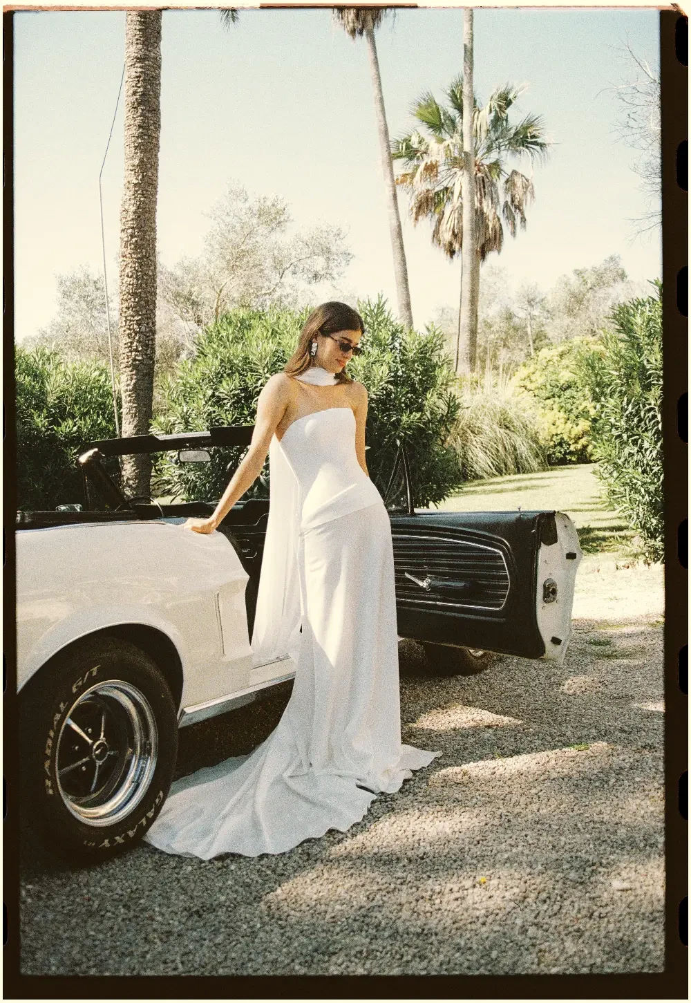 Andie MWL brida sleek chic wedding dress