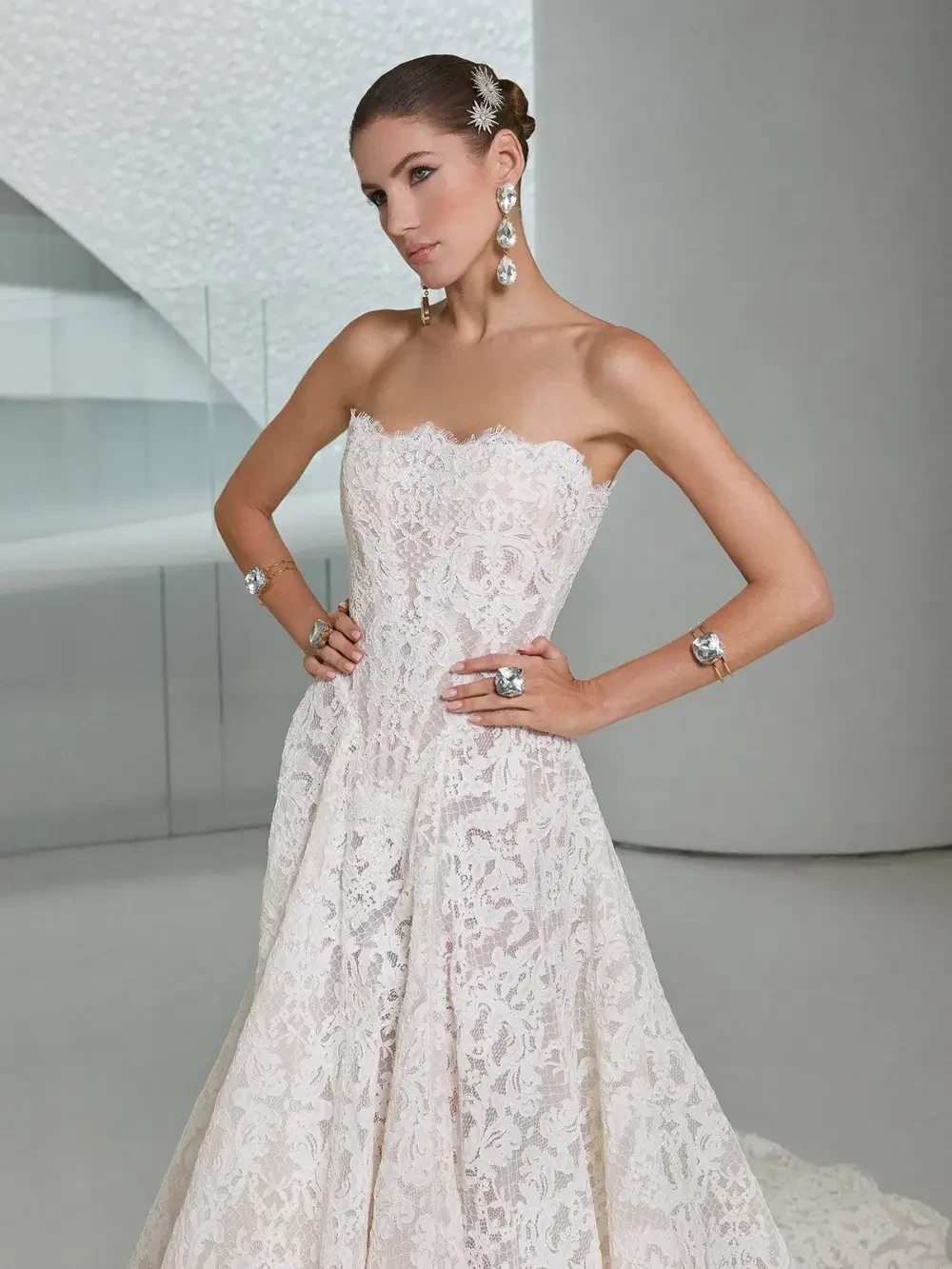 Splendid Galia Lahav romantic lace wedding dress couture bridal gown