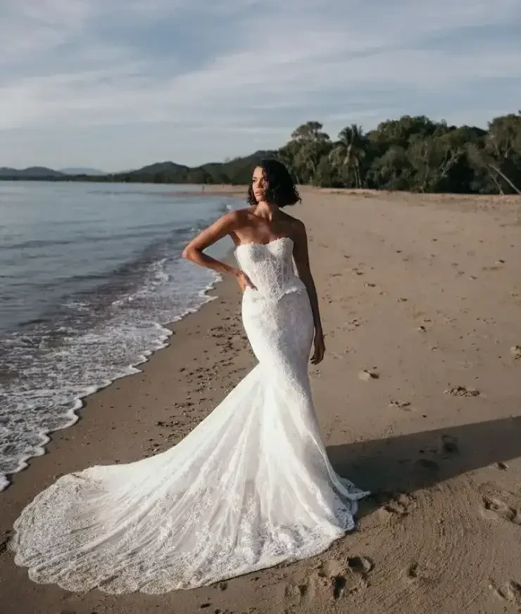 Alena Leena Image