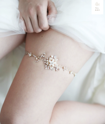 Twigs & Honey #440 #0 default Gold thumbnail