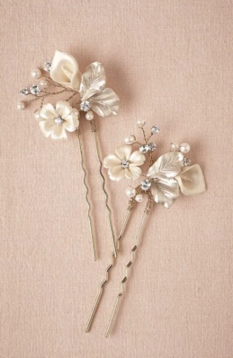 Twigs & Honey #Petite Floral and Crystal Hair Pin Pair. #0 default Gold thumbnail