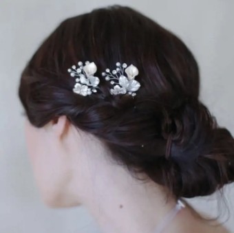 Twigs & Honey #Petite Floral and Crystal Hair Pin Pair. #2 Gold thumbnail
