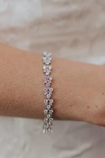 Untamed Petals #Charming Bracelet #0 default Silver thumbnail