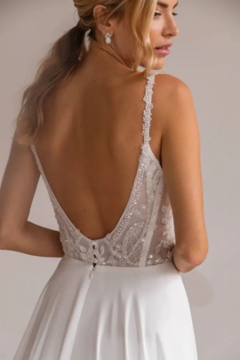 Rebecca Schoneveld #Seraphine #2 Natural White thumbnail