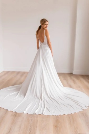 Rebecca Schoneveld #Seraphine #1 Natural White thumbnail