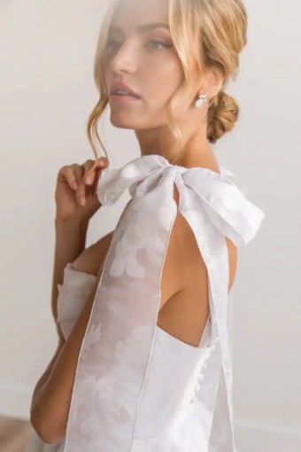 Rebecca Schoneveld #Giselle #3 Natural White thumbnail