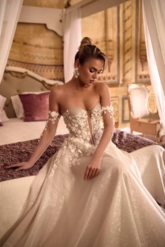 Agnieszka Swiatly #Isabell #1 Ivory/Champagne thumbnail