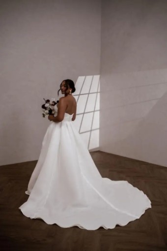 Made With Love #Sloane #7 default Ivory thumbnail