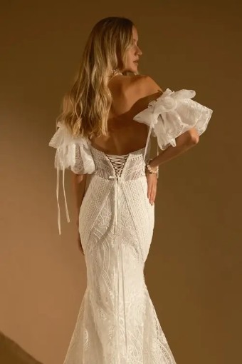 Rish Bridal #Calla #1 Ivory thumbnail