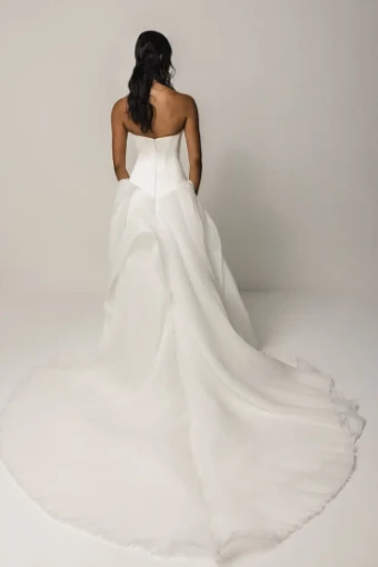 Saint Bridal #Salome #3 Off-White thumbnail