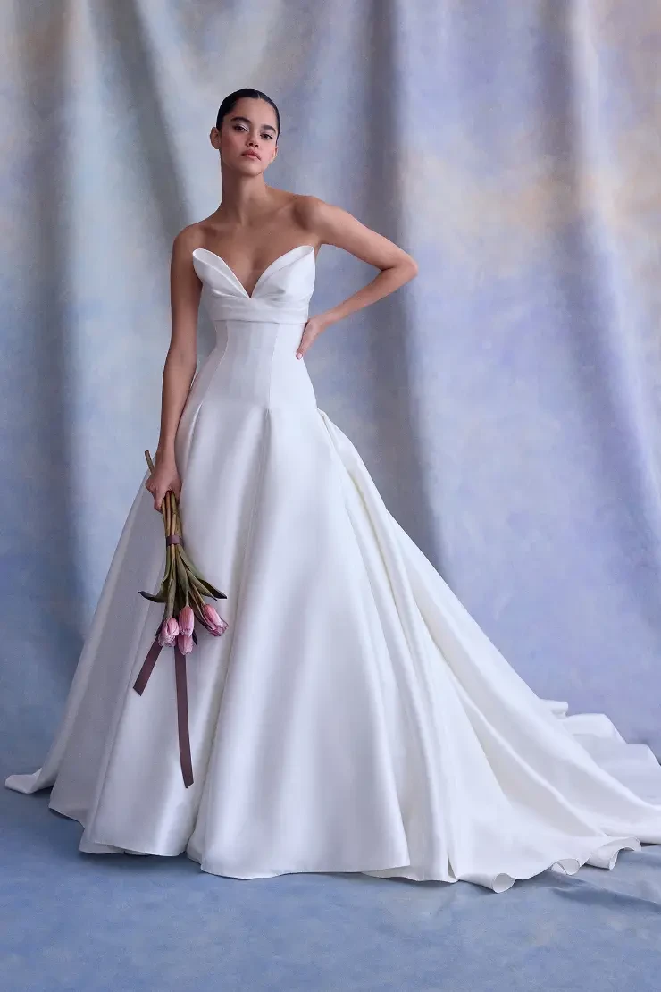 Plus Size Wedding Gowns in Las Vegas, NV | MaidenWhite